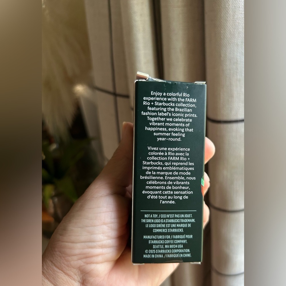 FARM Rio Starbucks Collection Box - Picture 2 of 2